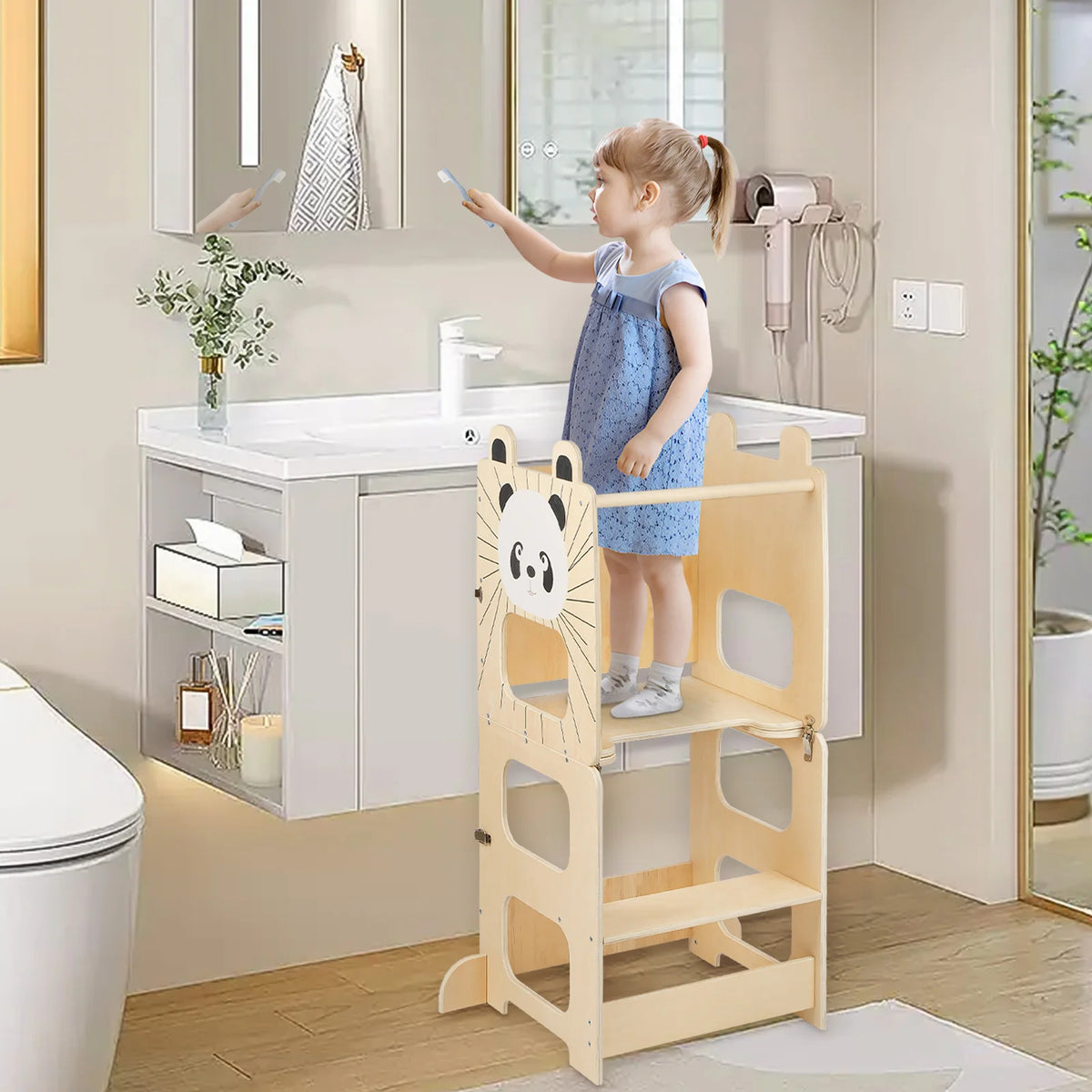 Tour d'apprentissage utilisée au lavabo de la salle de bain